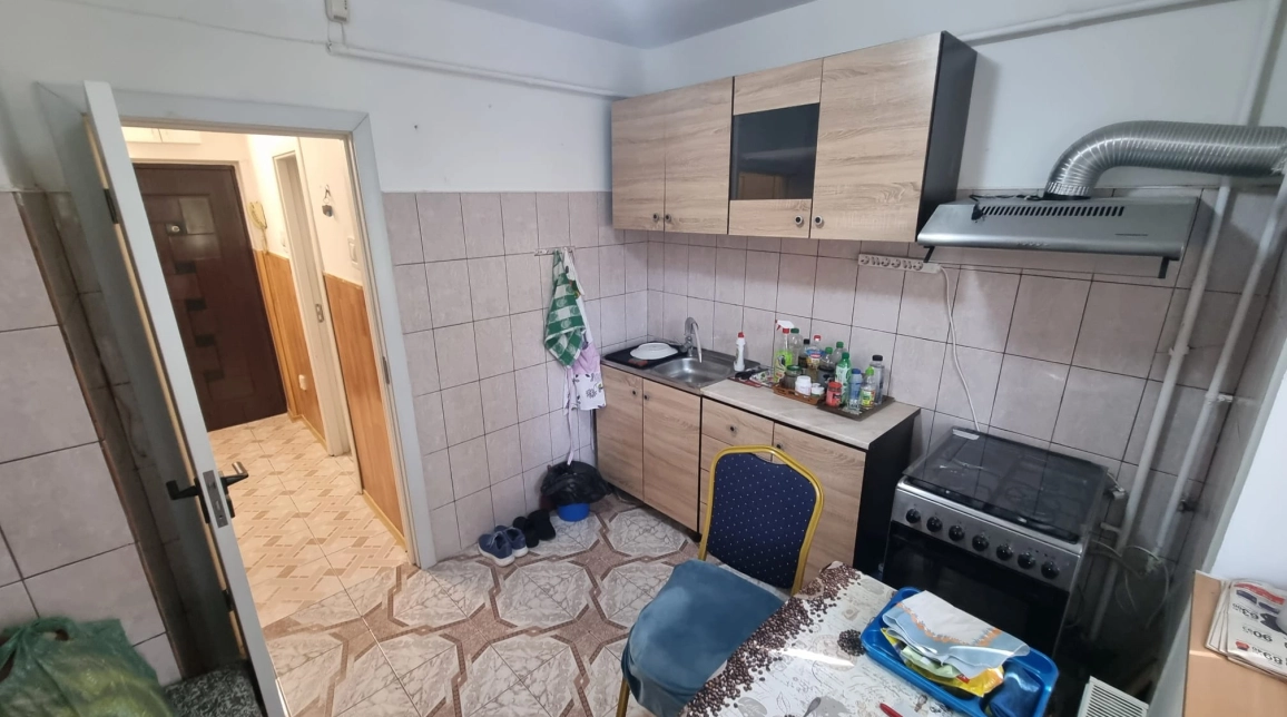 Oferta Tatarasi apartament 40 mp, 1 camera, decomandat, de vanzare,  Complex Stejar imagine 3