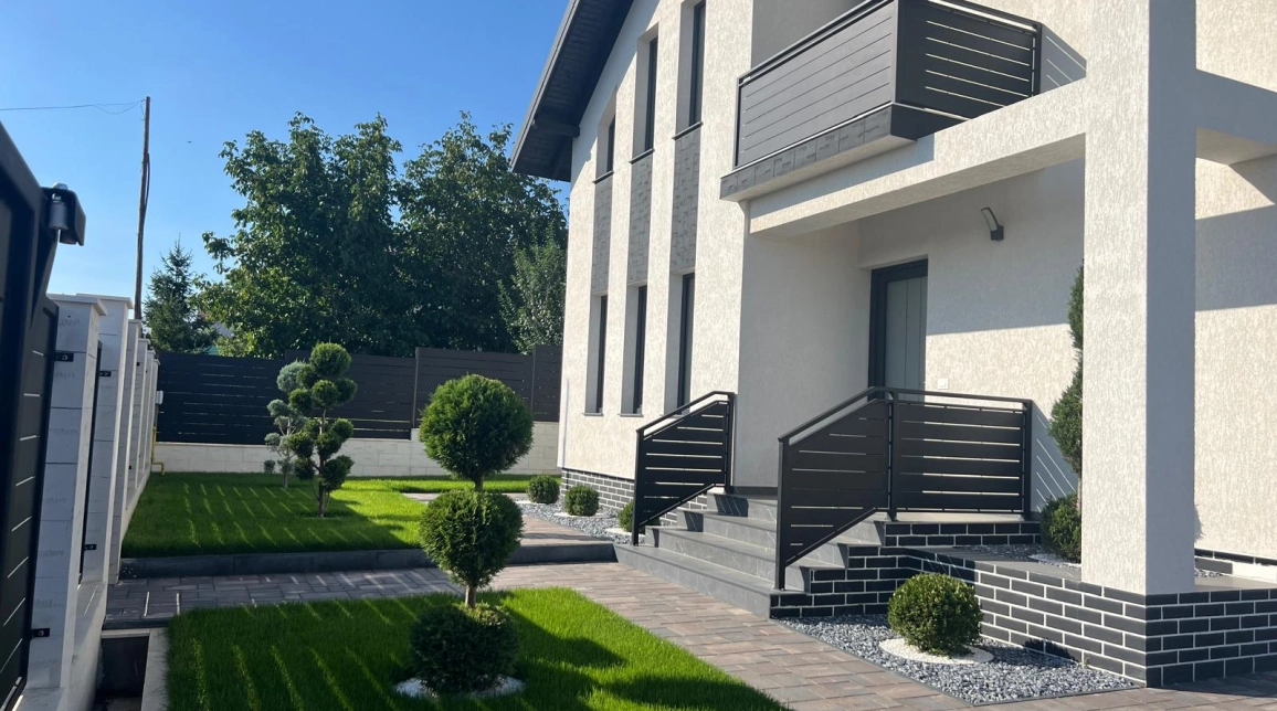 Oferta 4 camere, 110 mp, de vanzare casa in zona CUG,  Valea Adanca 5 Drumuri imagine 1