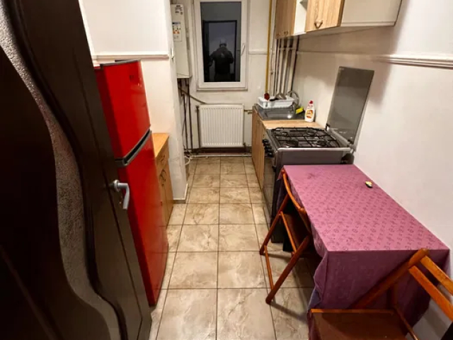 Apartament de inchiriat, 2 camere,  semidecomandat,  44 mp, Dacia,  (Bicaz) 162040