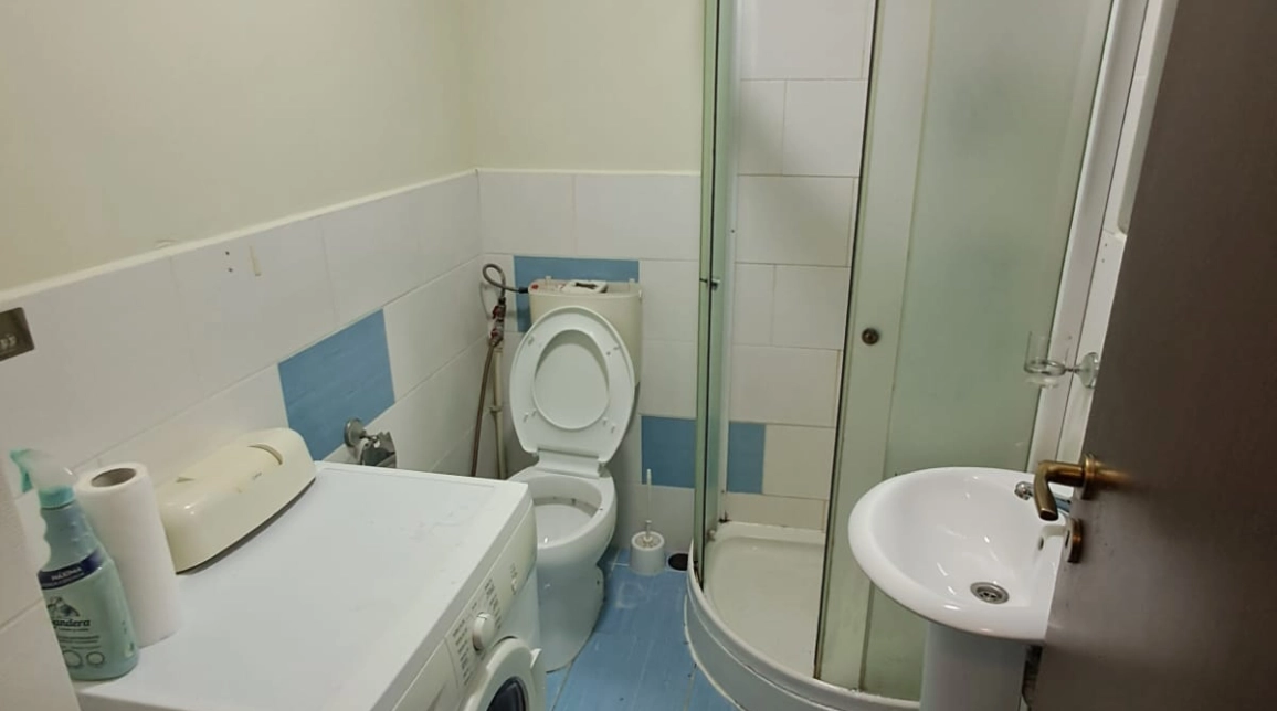 Oferta De inchiriat apartament, 2 camere, semidecomandat, 45 mp, Nicolina,  Gara imagine 8