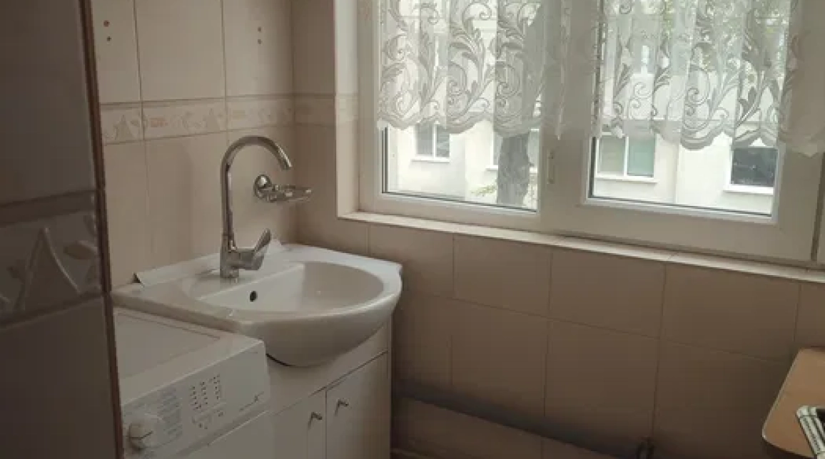 Oferta Apartament de inchiriat, 1 camera, decomandat, 35 mp, Nicolina,  Lidl imagine 6