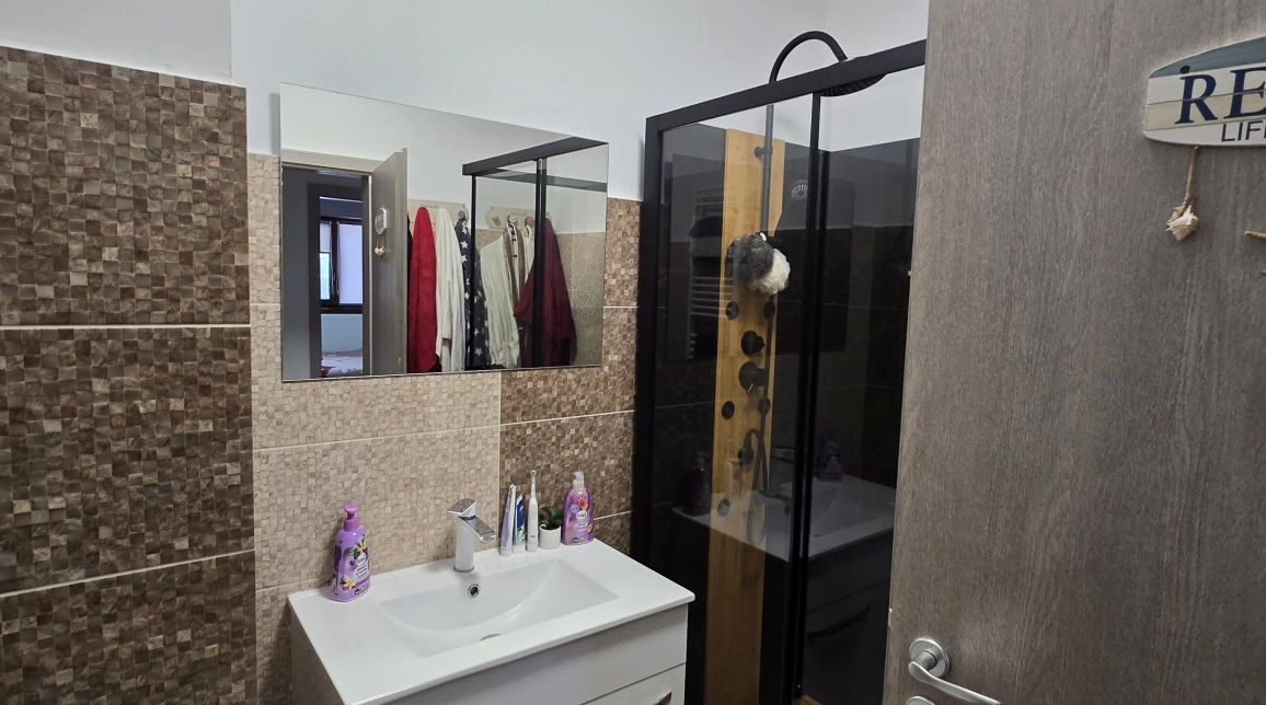 Oferta Apartament nou de vanzare, 2 camere, decomandat, 72 mp, CUG,  Cartier Visoianu imagine 3