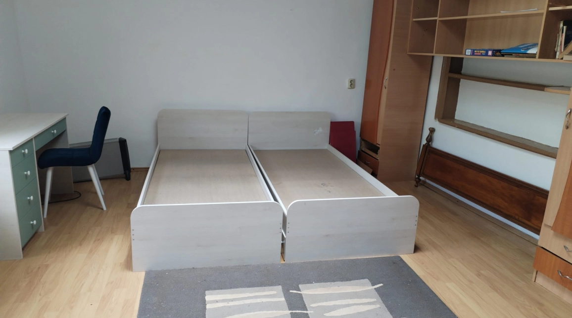Oferta Apartament de vanzare, 3 camere, semidecomandat, 85 mp, Central,  in spate la facultatea de medicina imagine 3