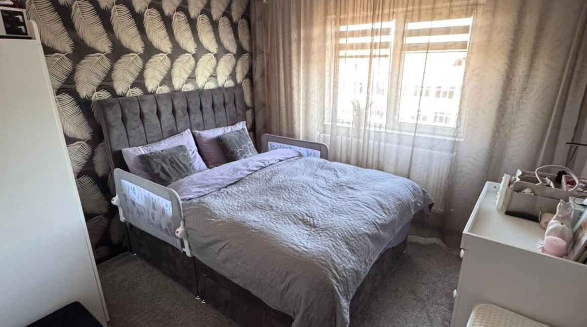 Oferta Nicolina apartament 50 mp, 2 camere, decomandat, de vanzare,  Prima Statie -Scoala Vasile Conta imagine 2