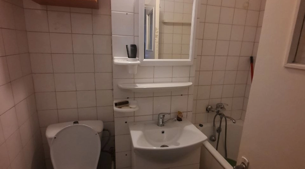 Oferta Apartament, 3 camere semidecomandat, 57 mp, Darmanesti, de vanzare,  Profi imagine 8