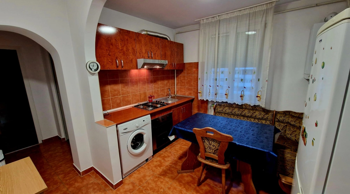 Oferta Calea Romanului apartament 45 mp, 2 camere, decomandat, de vanzare imagine 5