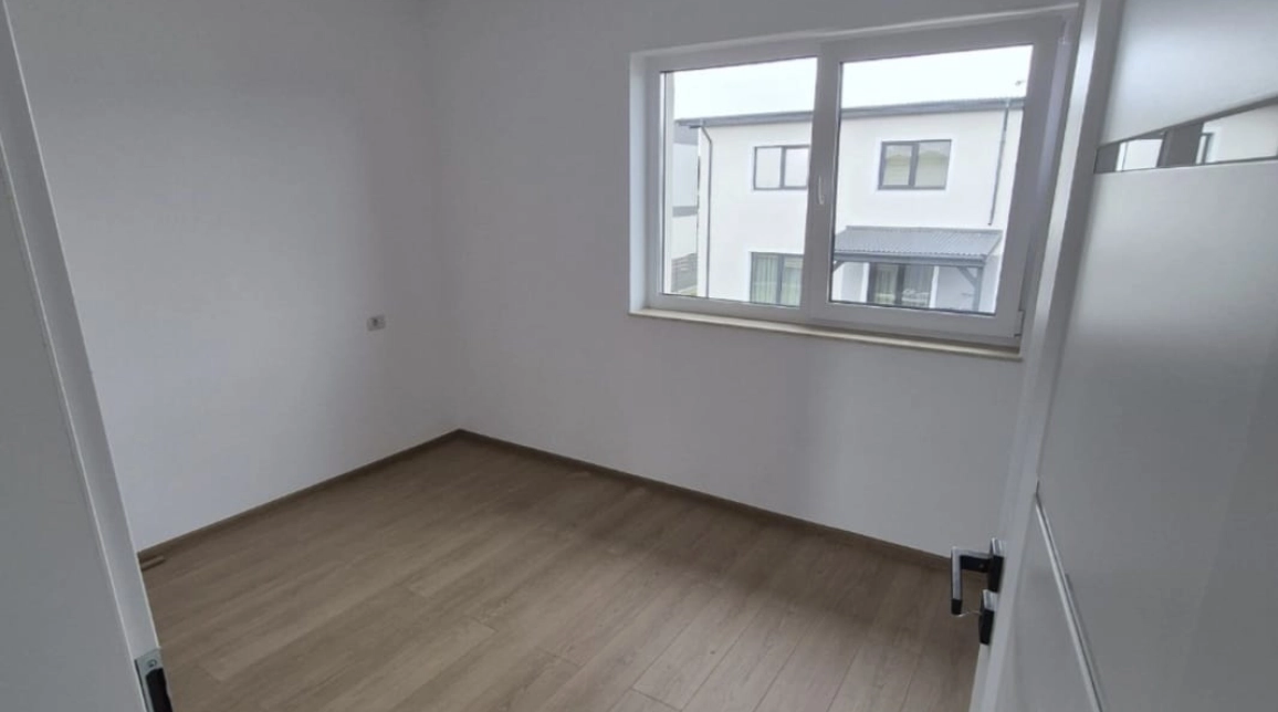 Oferta Valea Lupului casa 100 mp, 4 camere, de vanzare,   imagine 5