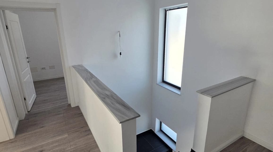 Oferta 3 camere, 108 mp, de vanzare casa in zona Frumoasa,  Hlincea imagine 4