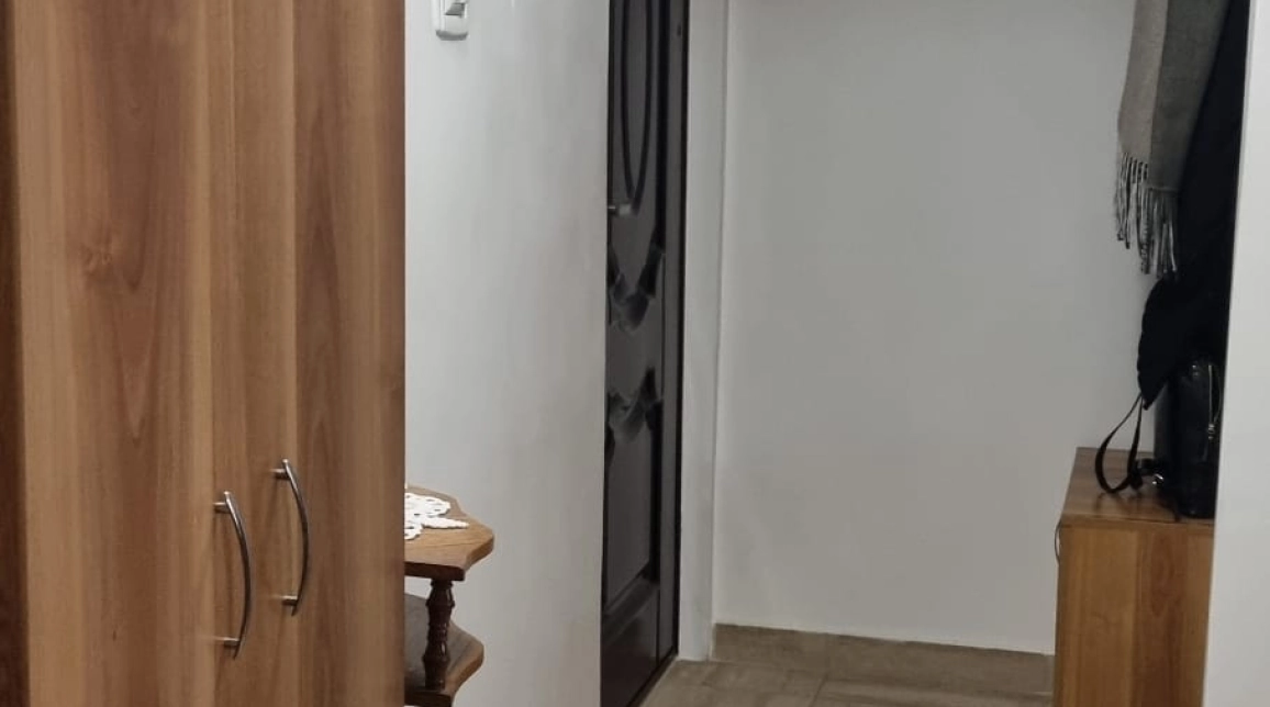 Oferta Apartament, 2 camere decomandat, 46 mp, Dacia, de inchiriat,  Rond Zimbru imagine 5