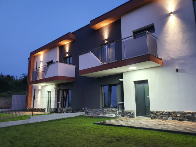 Apartament nou de vanzare, 3 camere,  ,  80 mp, Valea Adanca,  (700 m de Mega Image-5Drumuri) 154680