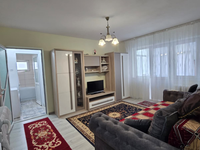 Apartament de vanzare, 2 camere,  semidecomandat,  42 mp, Mircea cel Batran,  (BRD) 162955