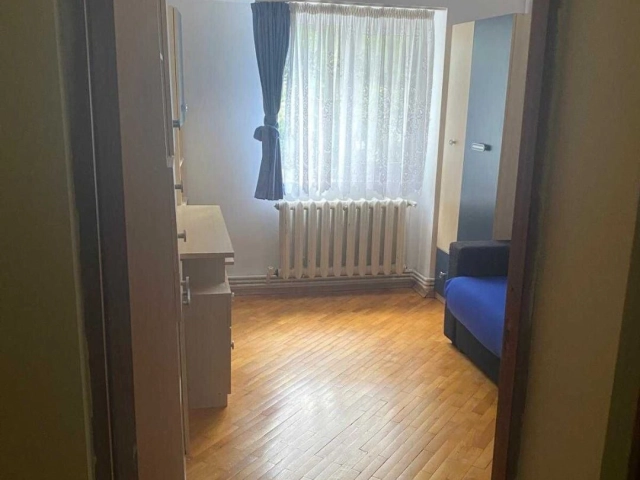 Apartament 3 camere - Pacurari