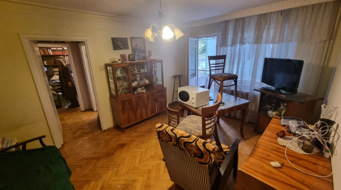 Oferta Podu Ros apartament 50 mp, 2 camere, semidecomandat, de vanzare,  Universitatea Gheorghe Asachi imagine 1