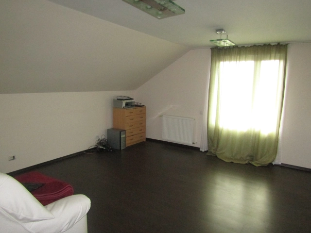 Apartament 6 camere - Barnova