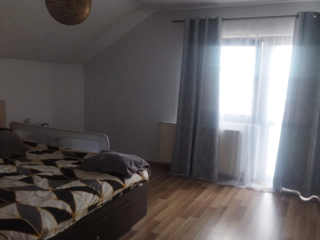 Apartament 5 camere - Galata