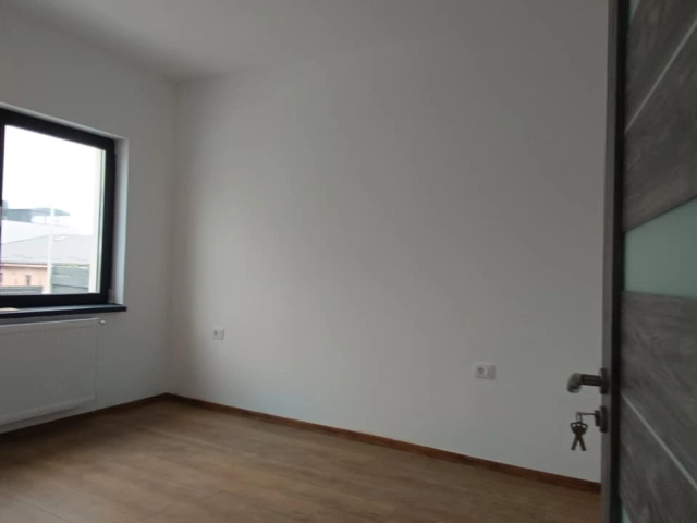 Apartament 4 camere - Popas Pacurari