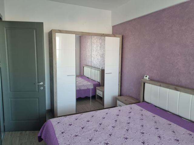 Apartament, 2 camere  decomandat,  49 mp, Centru, de inchiriat,  (Palas Mall) 161996