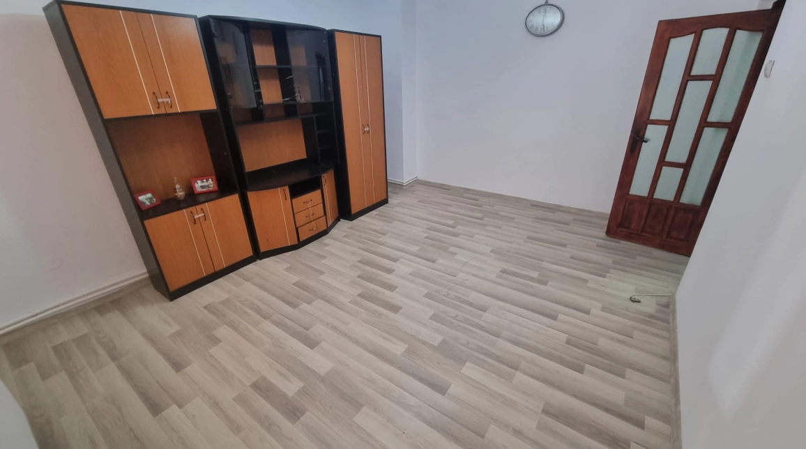 Oferta Casa, 3 camere , 68 mp, Podu Ros, de inchiriat,  Pizzeria Alila imagine 3