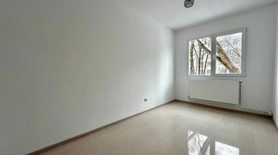 Oferta Apartament de vanzare, 3 camere, nedecomandat, 65 mp, Podu Ros,  Bld Cantemir imagine 6
