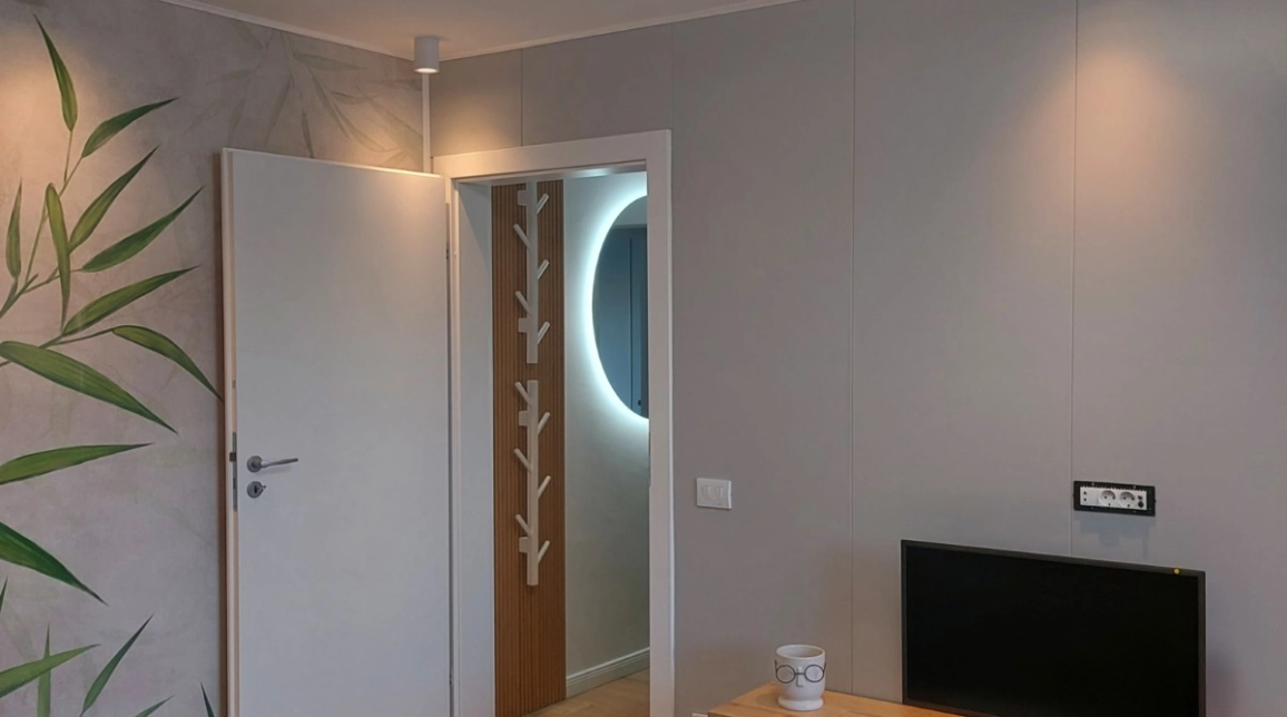 Oferta Apartament, 2 camere semidecomandat, 46 mp, Tatarasi, de vanzare,  Piata Chirila imagine 2