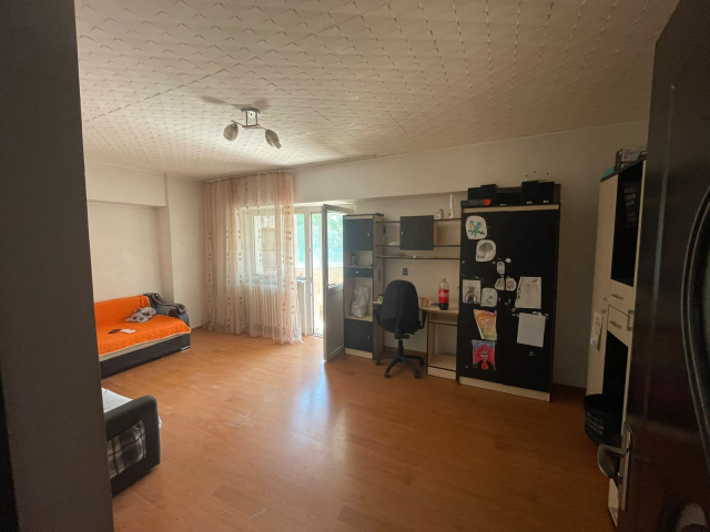 De vanzare apartament, 3 camere,  decomandat,  78 mp, Nicolina,  (Nicolina 1 - Esplanada) 163257