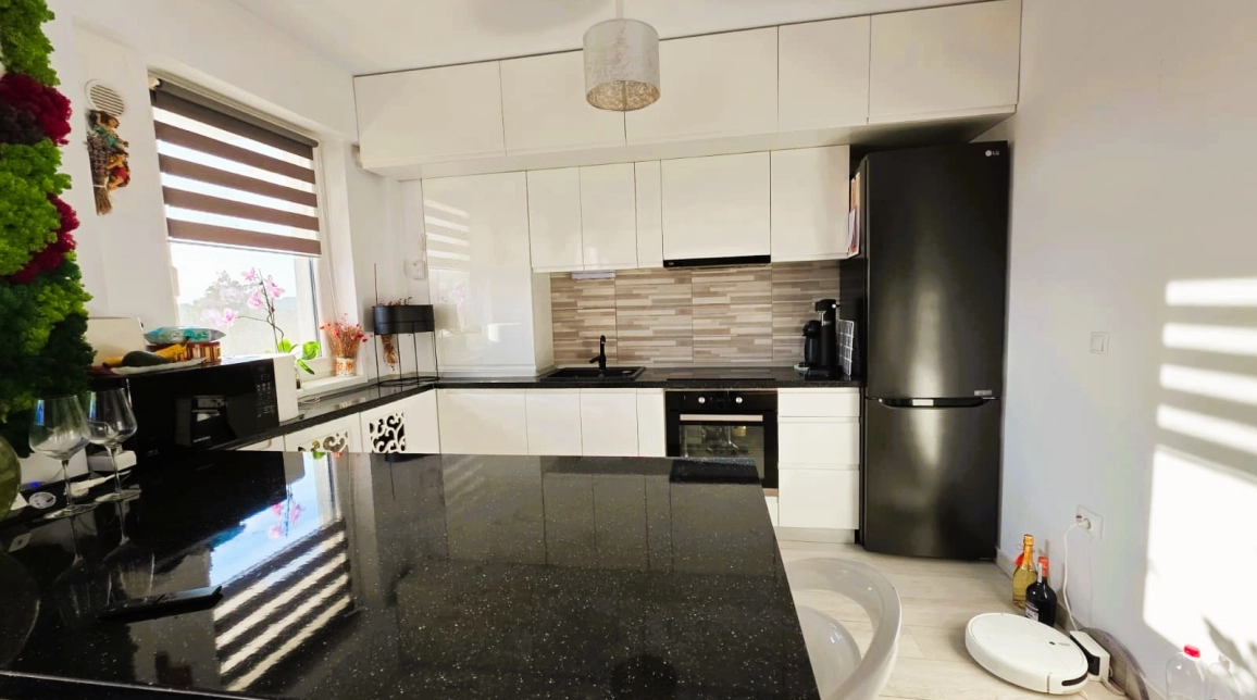 Oferta 3 camere, decomandat, 72 mp, de vanzare apartament in zona Podul de Fier,  Moara de Vant - Restaurant Little Texas imagine 6