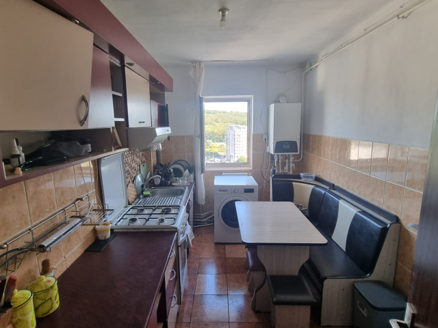 De vanzare apartament, 4 camere,  decomandat,  93 mp, CUG,  (Rondu Vechi - Selgros) 163412