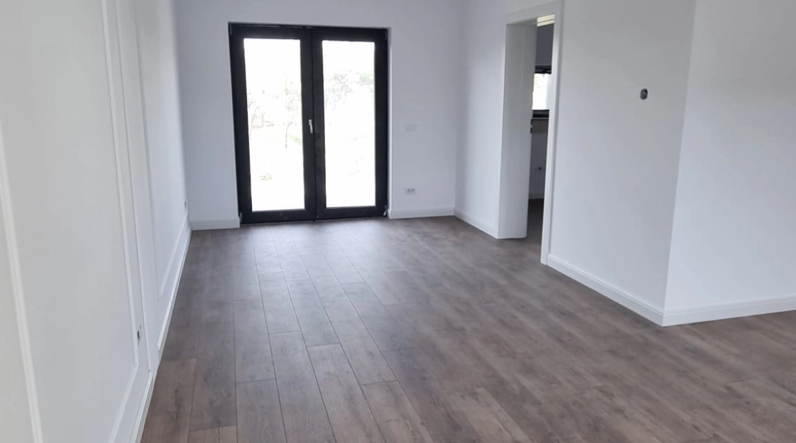 Oferta 3 camere, 100 mp, de vanzare casa in zona Breazu,  Padurea Marzesti imagine 1