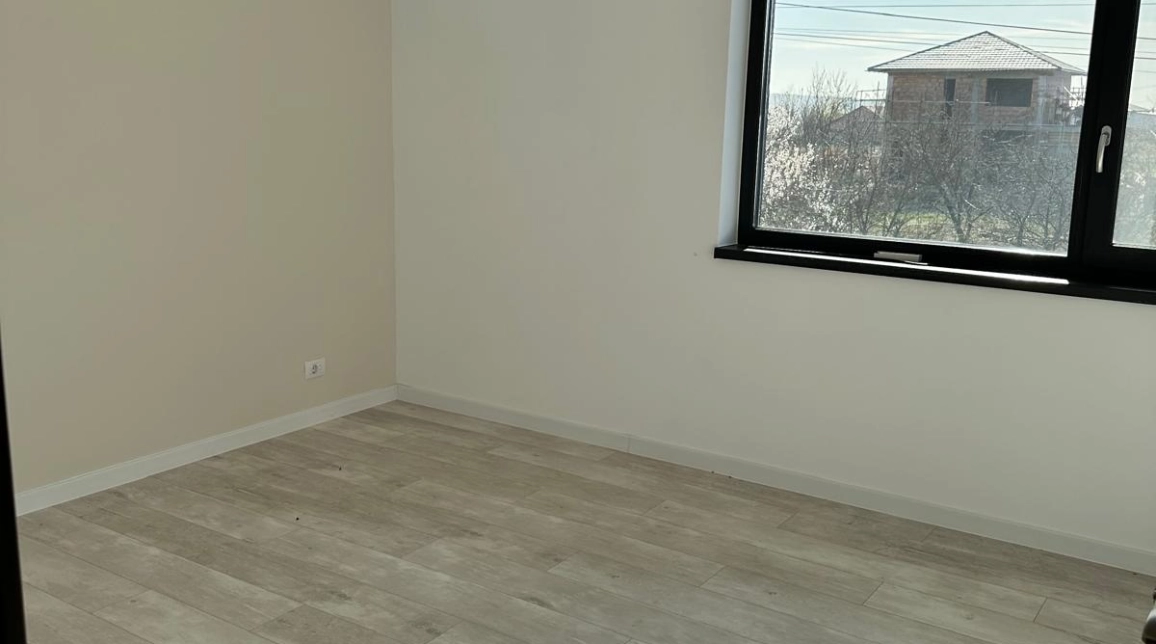 Oferta Casa de vanzare, 4 camere, 105 mp, Breazu,  Statie de autobus imagine 6