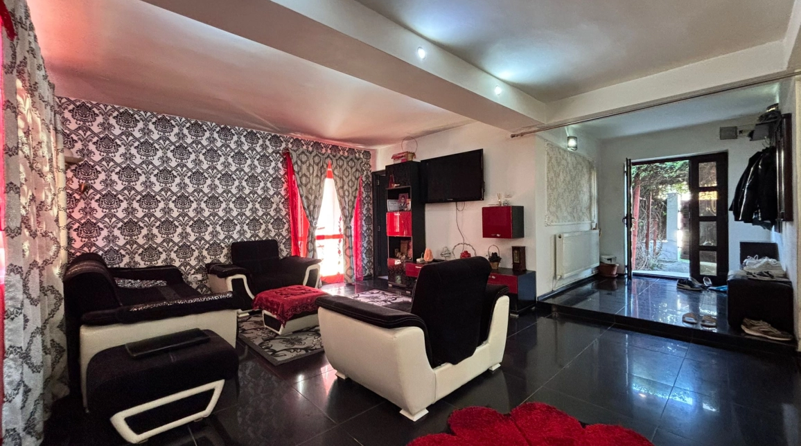 Oferta 6 camere, 138 mp, de inchiriat casa in zona CUG,  Strada Bazei - la 600m de La doi Pasi Bazei imagine 1