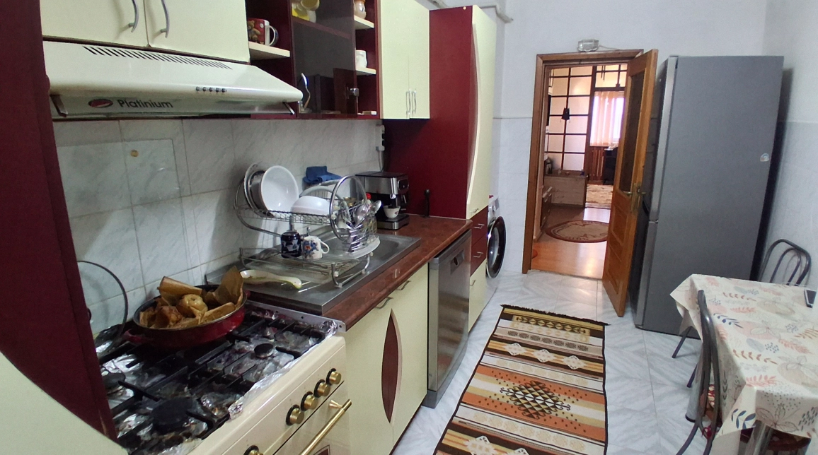 Oferta De vanzare apartament, 4 camere, decomandat, 100 mp, Pacurari,  ALPHA BANK imagine 4