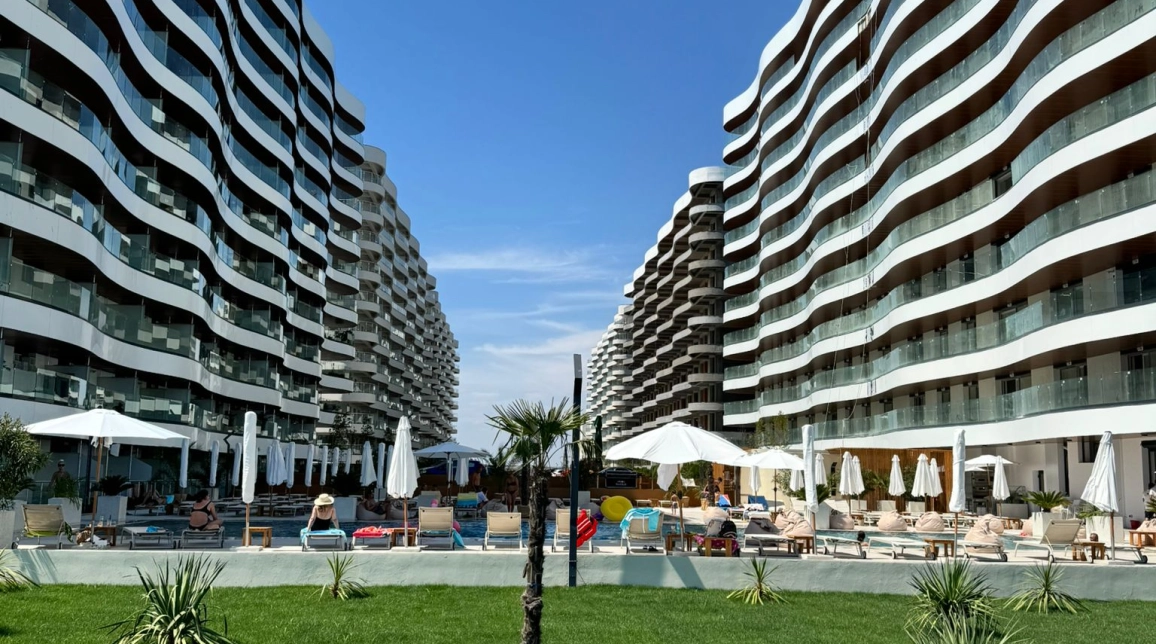 Oferta 1 camera, decomandat, 41 mp, de vanzare apartament nou in zona Mamaia Nord,  PARCARE INCLUSA,VEDERE LATERALA la MARE imagine 11