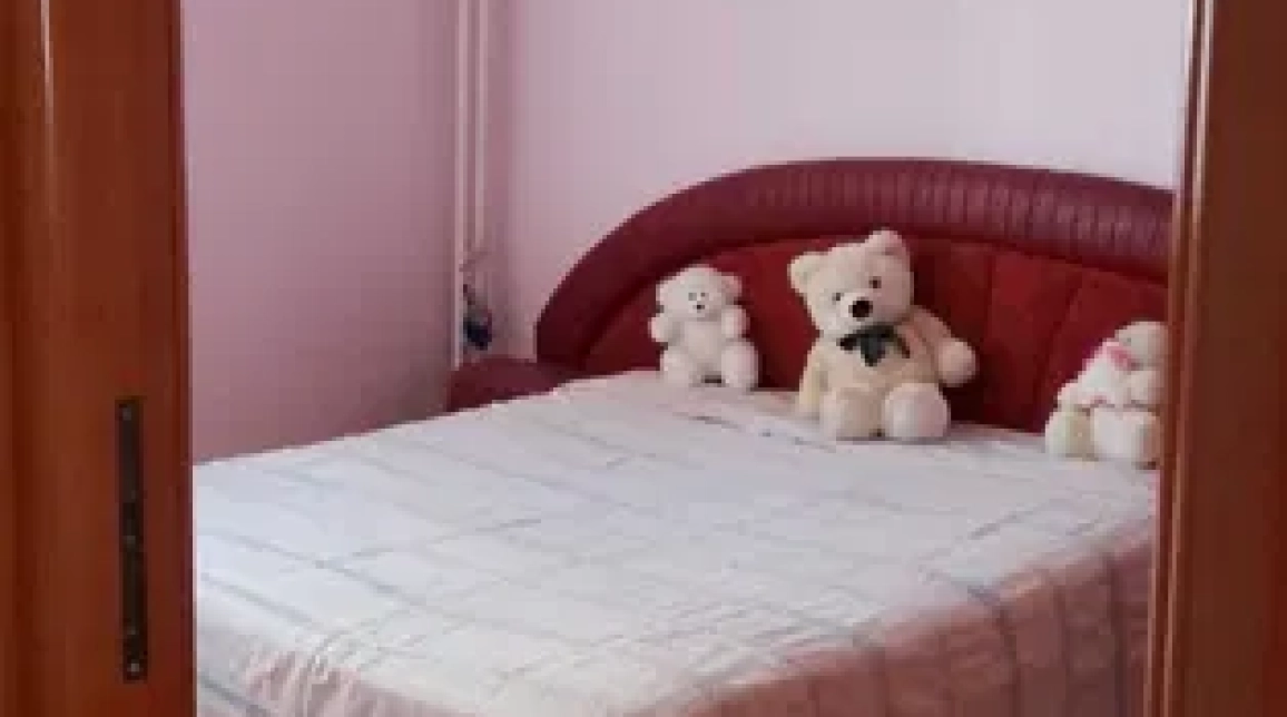 Oferta Apartament de vanzare, 3 camere, decomandat, 68 mp, Precista imagine 1