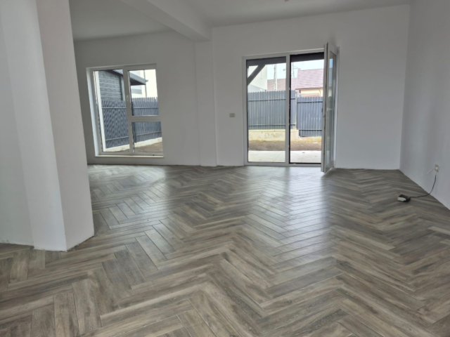 Valea Lupului vila 100mp, 4 camere,  de vanzare,   161204