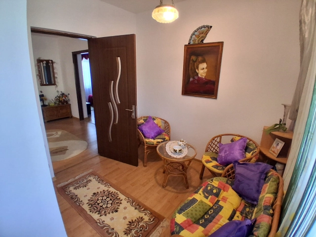Apartament 4 camere - Popas Pacurari