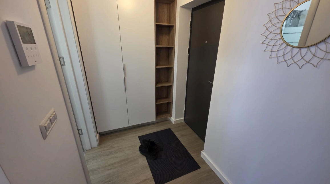 Oferta Apartament, 1 camera nedecomandat, 42 mp, Nicolina, de inchiriat,  Selgros imagine 3