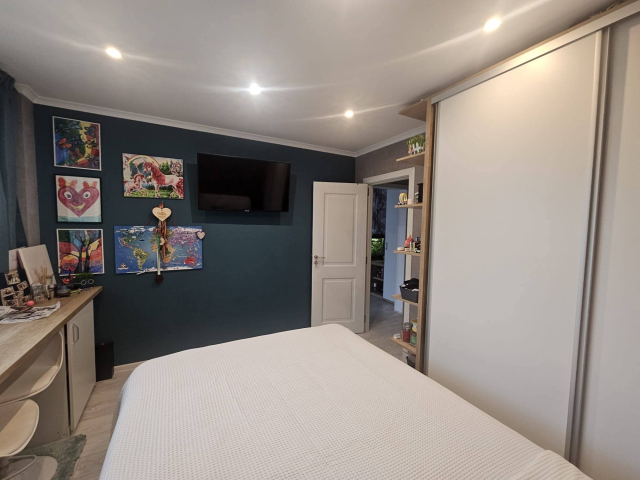 Apartament, 3 camere  semidecomandat,  72 mp, Tatarasi, de vanzare,  (Liceul Alexandru Ioan Cuza) 162316