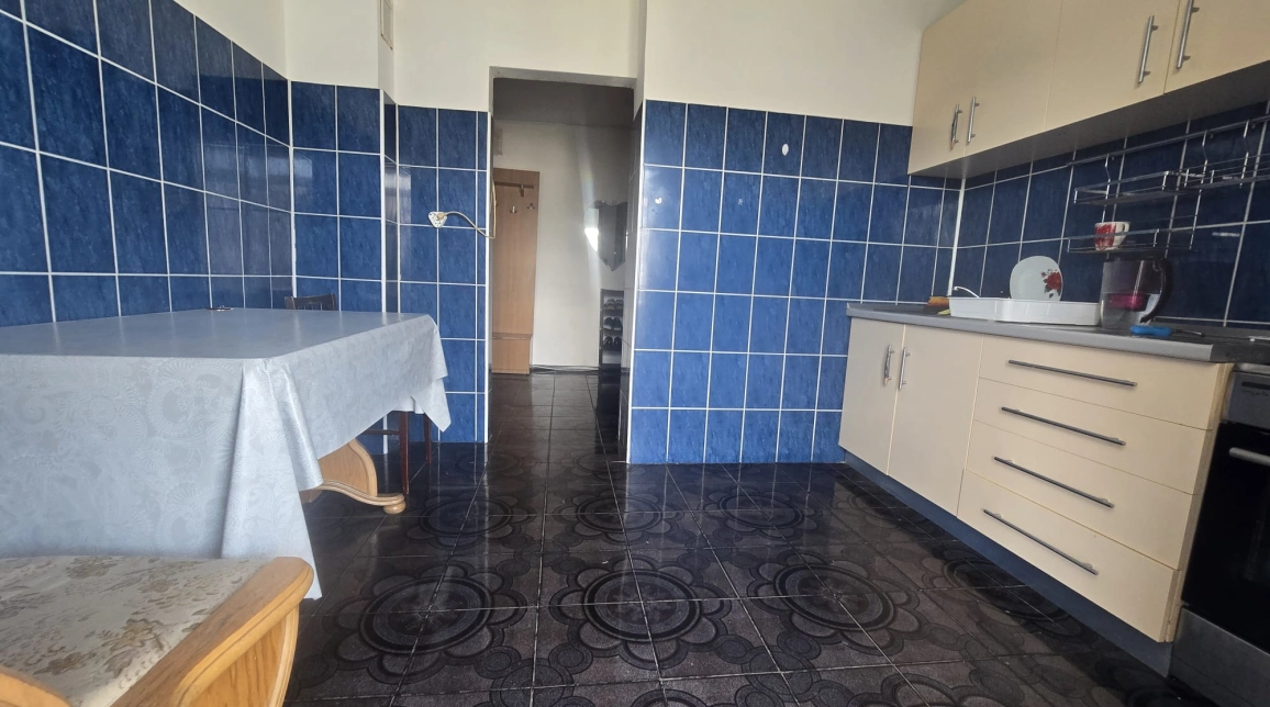 Oferta Nicolina apartament 70 mp, 3 camere, decomandat, de vanzare,  Prima statie - 50m de bulevard imagine 9
