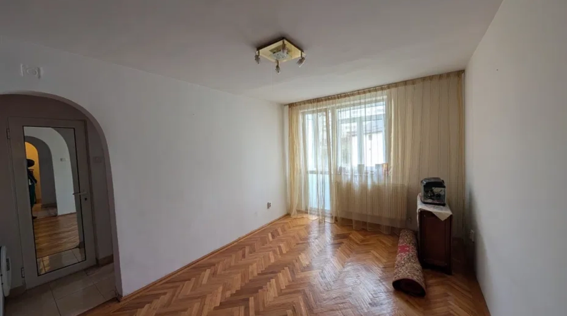 Oferta Darmanesti apartament 45 mp, 3 camere, semidecomandat, de vanzare imagine 1