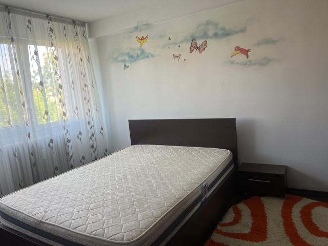 Apartament de vanzare, 2 camere,  semidecomandat,  53 mp, Podu Ros,  (Magazinul Tesko) 163010