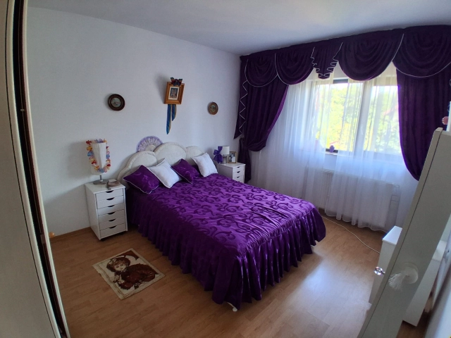 Apartament 4 camere - Popas Pacurari