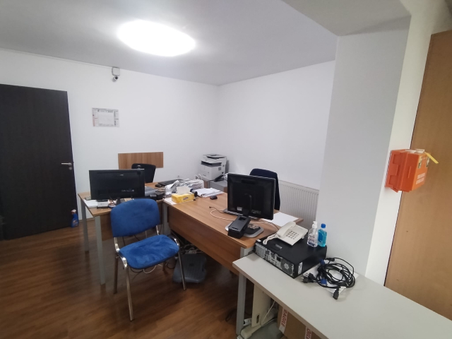 Spatiu comercial Podu Ros Univ. Asachi 50mp  162081