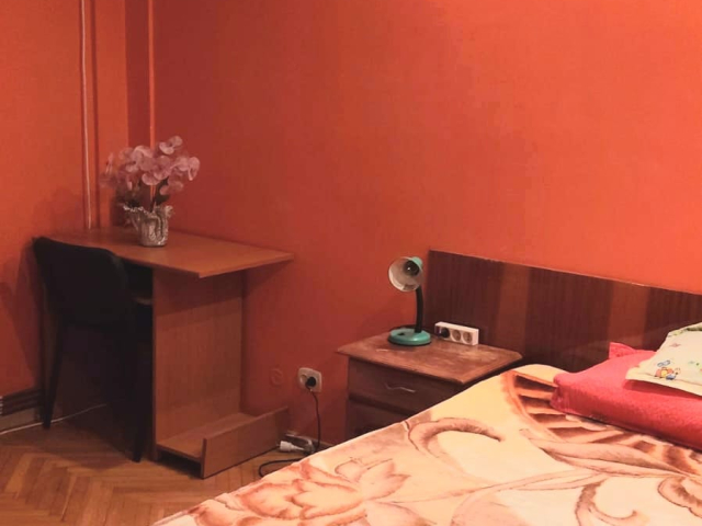 3 camere,  decomandat,  70 mp, de inchiriat apartament in zona Alexandru cel Bun,  (Parcul Voievozilor) 162448