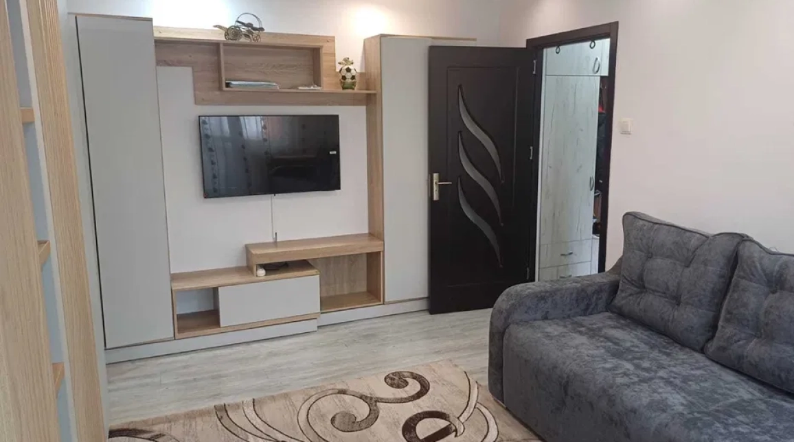 Oferta Apartament, 2 camere decomandat, 45 mp, Mircea cel Batran, de inchiriat,  Clubul Pensionarilor imagine 3