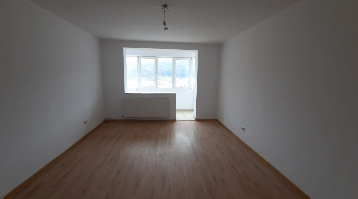 Oferta Apartament de vanzare, 3 camere, semidecomandat, 68 mp, Maratei,  Garofita imagine 2