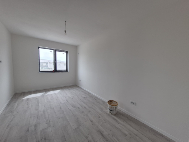 De vanzare apartament nou, 2 camere,  decomandat,  54 mp, Rediu,  (Lac) 162277