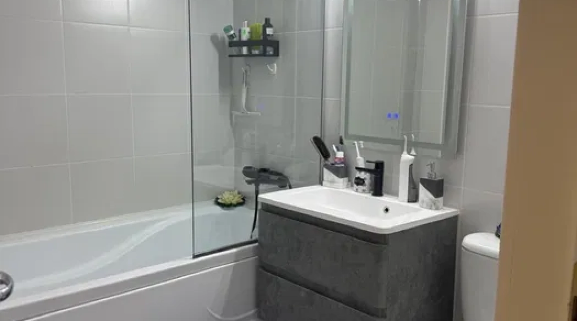 Oferta 3 camere, semidecomandat, 92 mp, de vanzare apartament in zona Calea Romanului imagine 8
