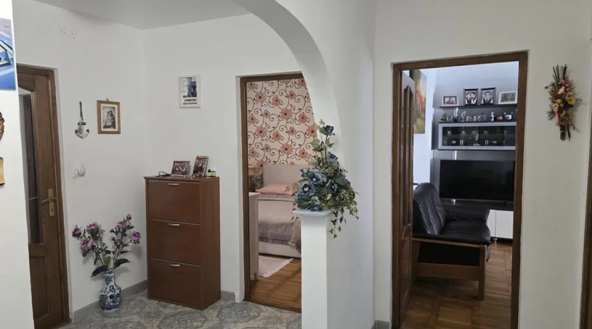 Oferta Apartament de vanzare, 4 camere, decomandat, 80 mp, Calea Romanului,  Nufarului imagine 5