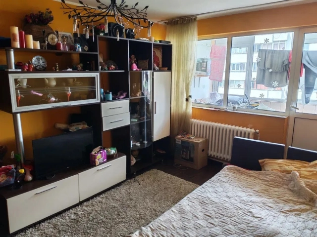 Apartament 2 camere - Podu Ros