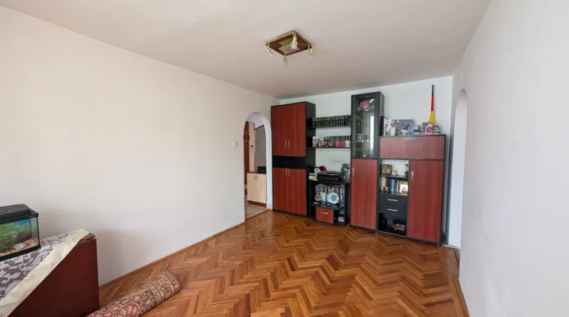 Oferta Darmanesti apartament 45 mp, 3 camere, semidecomandat, de vanzare imagine 2